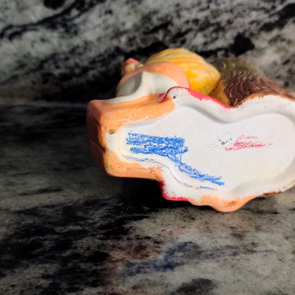 🌵Vintage Bud Vase of girl with cat hand-made - Picture 6 of 7